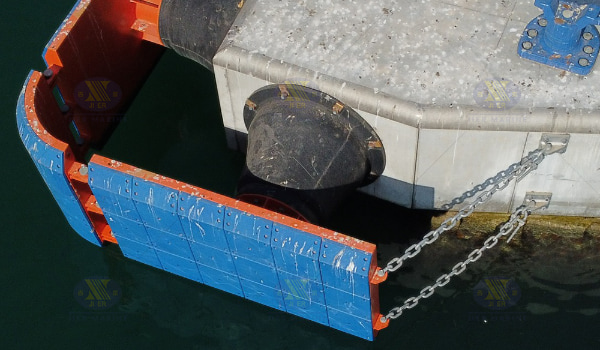 guardabarros cónico