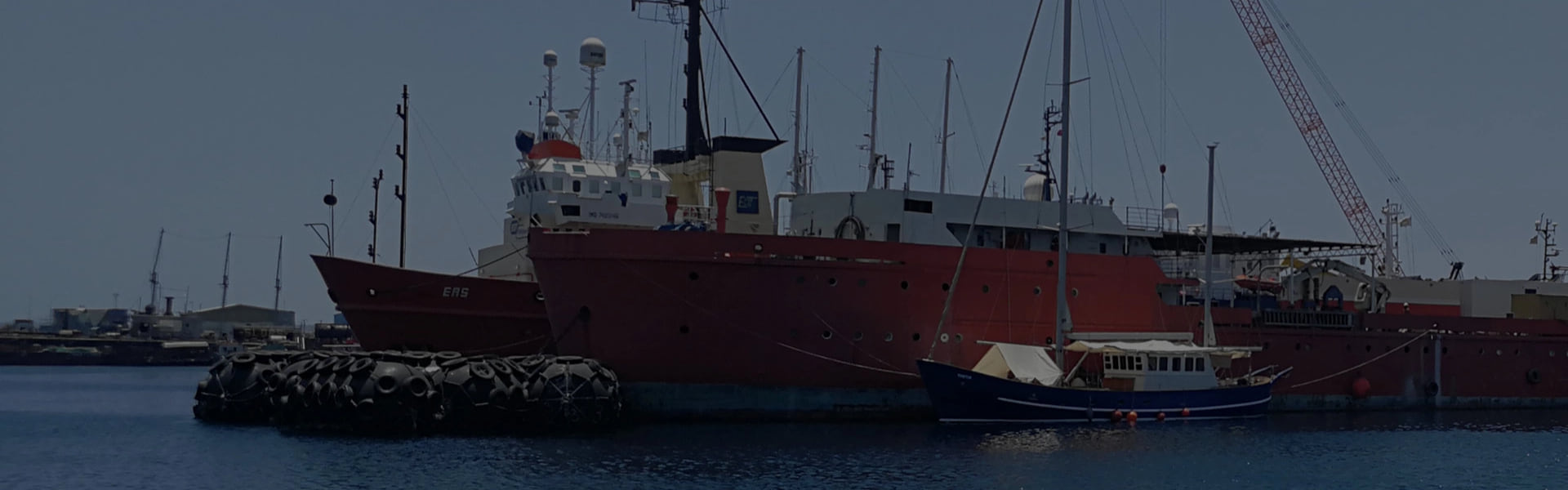 yokohama pneumatic fender between ships- resource